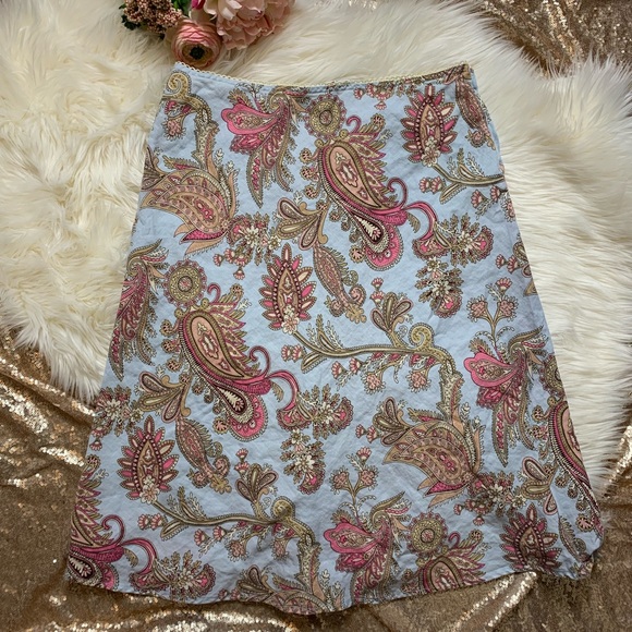 Tommy Hilfiger Dresses & Skirts - [Tommy Hilfiger] Midi Paisley Skirt